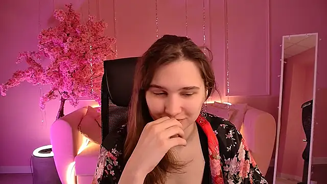 Snapshot of TessaMill chatting on March 2026 09:26:02 AM TessaMill online show from March 2026 09:26:02 AM