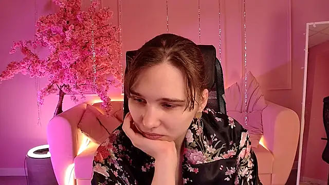 Snapshot of TessaMill chatting on March 2026 09:15:01 AM TessaMill online show from March 2026 09:15:01 AM