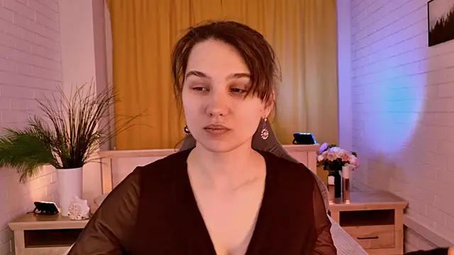 Snapshot of TessaMill chatting on March 2026 09:26:01 AM TessaMill online show from March 2026 09:26:01 AM