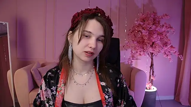 TessaMill online show from April 2026 05:25:01 AM
