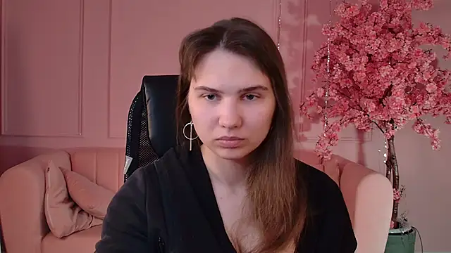 TessaMill online show from June 2026 05:43:02 AM