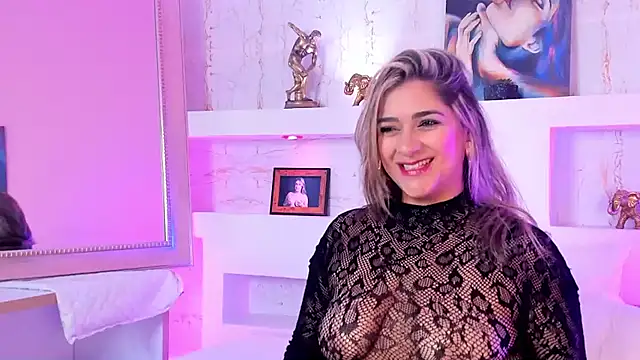 NicoleDiior online show from October 2025 02:51:02 PM