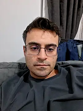 Obstacless online show from February 2026 07:33:02 PM