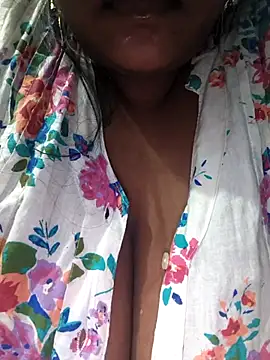 Snapshot of Dassing_strip_couple chatting on October 2025 07:33:02 PM Dassing strip couple online show from October 2025 07:33:02 PM