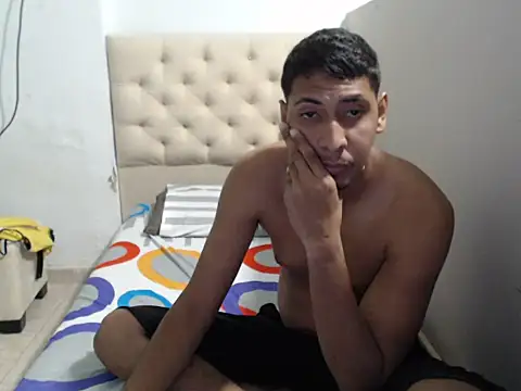 andriu 1425 online show from September 2025 10:54:02 PM