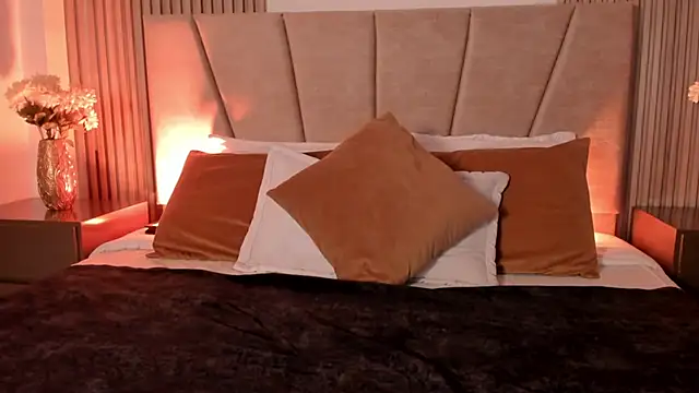 Snapshot of Victoria_Beaumont chatting on October 2025 11:55:02 AM Victoria Beaumont online show from October 2025 11:55:02 AM