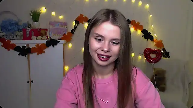 OceanicDawn online show from October 2025 05:21:02 AM