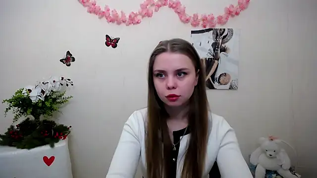 Snapshot of OceanicDawn chatting on February 2026 06:44:02 AM OceanicDawn online show from February 2026 06:44:02 AM