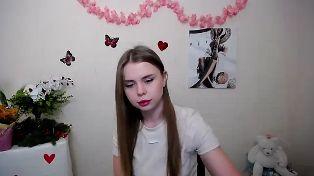 Snapshot of OceanicDawn chatting on March 2026 07:47:01 AM OceanicDawn online show from March 2026 07:47:01 AM