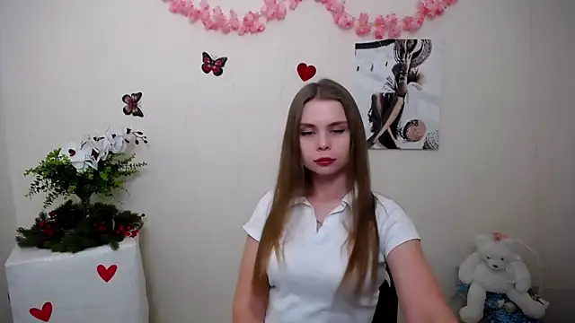 Snapshot of OceanicDawn chatting on March 2026 07:57:02 AM OceanicDawn online show from March 2026 07:57:02 AM