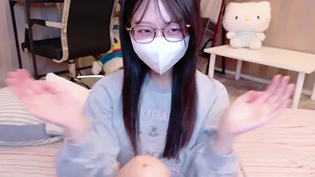 OSUSHI-CHAN online show from June 2026 05:02:02 PM