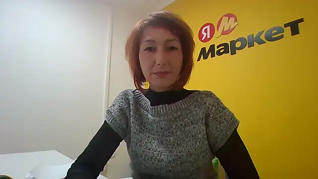 Snapshot of Pline1 chatting on November 2025 07:18:02 AM Pline1 online show from November 2025 07:18:02 AM