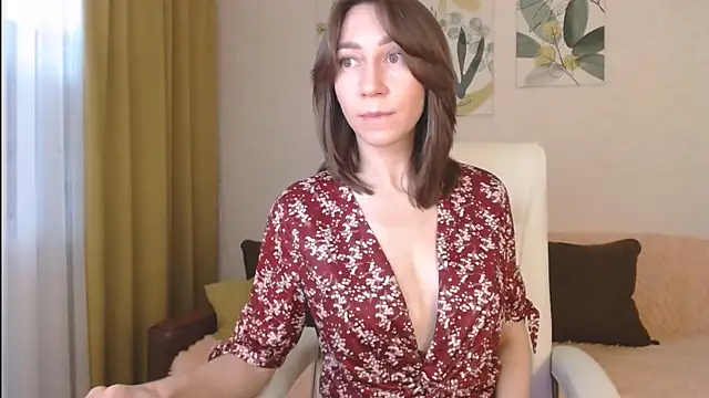 GoodGlamorGirl online show from February 2025 04:25:01 AM