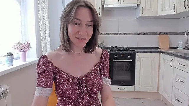 GoodGlamorGirl online show from June 2026 05:24:01 AM