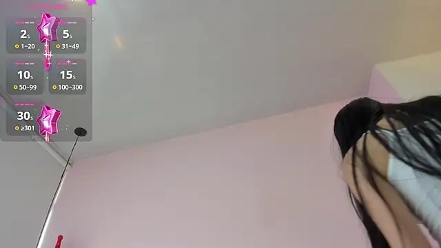 violet myerrs online show from October 2025 02:40:02 PM