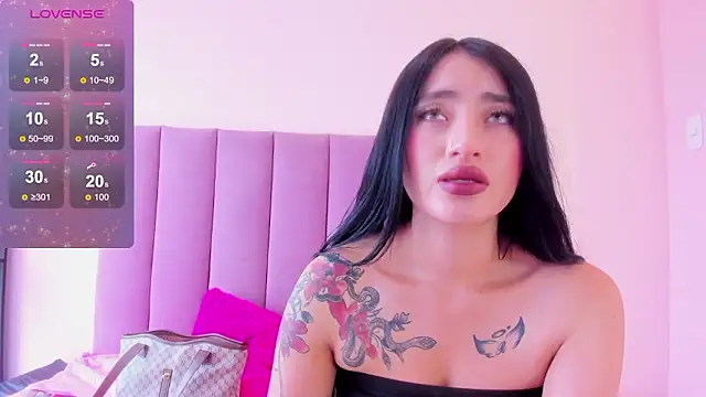 violet myerrs online show from February 2026 01:11:01 PM