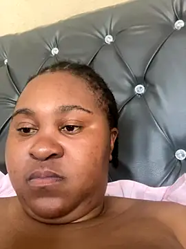 ChubbyAssyiyer online show from October 2025 09:57:01 AM