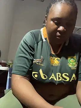 ChubbyAssyiyer online show from November 2025 05:56:01 PM