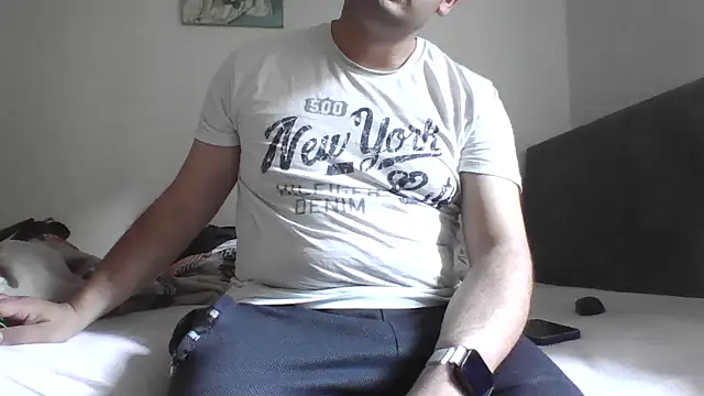 Snapshot of kocasosisli chatting on June 2026 06:15:01 AM kocasosisli online show from June 2026 06:15:01 AM