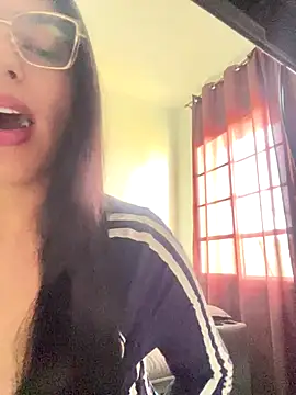 Snapshot of jujuarantes__2025 chatting on December 2025 11:59:02 AM jujuarantes 2025 online show from December 2025 11:59:02 AM