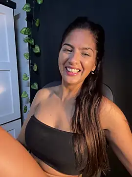 chicachocolate01 online show from February 2026 08:41:01 AM