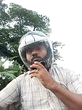 DetectedCustom4 online show from September 2025 10:27:01 AM