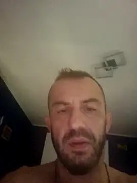 Anere84s online show from September 2025 12:11:01 AM