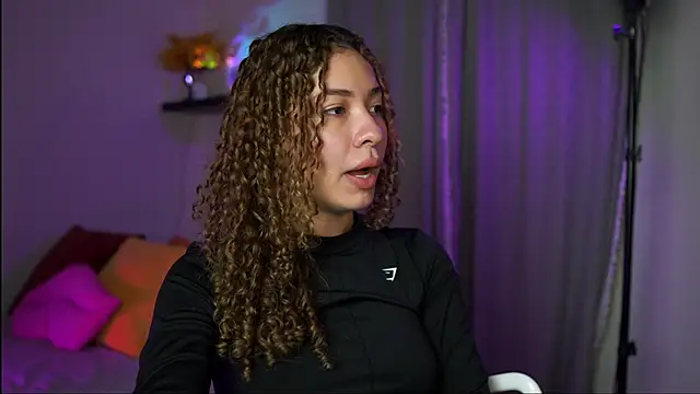 Snapshot of isabella-garcia- chatting on October 2025 09:38:01 PM isabella-garcia- online show from October 2025 09:38:01 PM