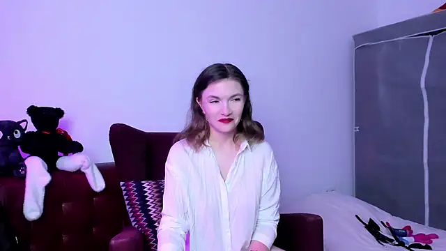 Katherine Twilight online show from September 2025 03:56:02 PM