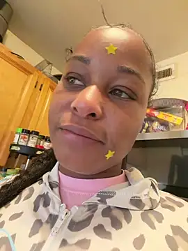 yummy0322 online show from November 2025 03:36:01 PM