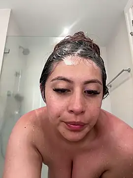 Aphriil   online show from October 2025 10:17:01 PM