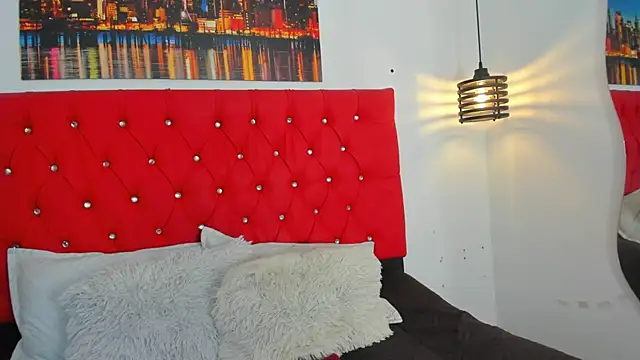 carolinacrus01 online show from March 2026 03:09:02 PM