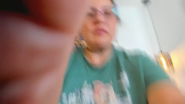 carolinacrus01 online show from March 2026 04:44:02 PM