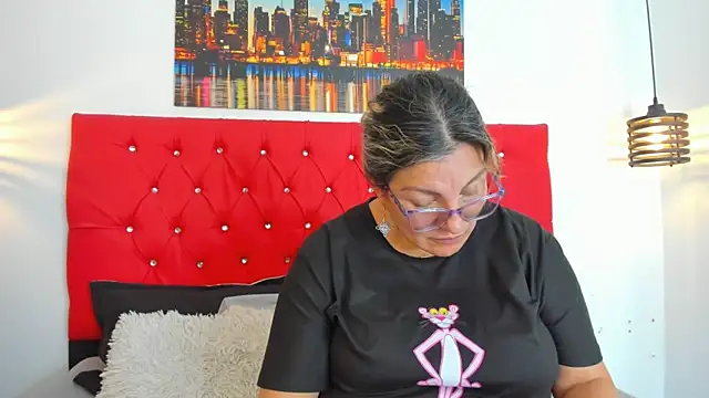 carolinacrus01 online show from March 2026 04:45:02 PM