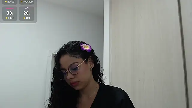 Snapshot of MelanieWillians chatting on September 2025 06:54:01 PM MelanieWillians online show from September 2025 06:54:01 PM