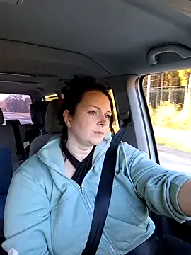 Chrissy Christal online show from October 2025 01:42:02 PM