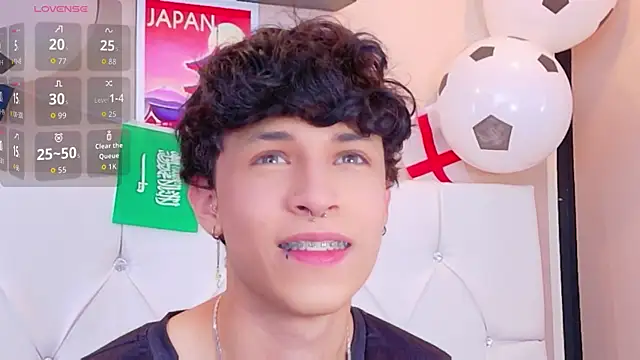 Axel  Evans online show from June 2026 01:59:01 PM