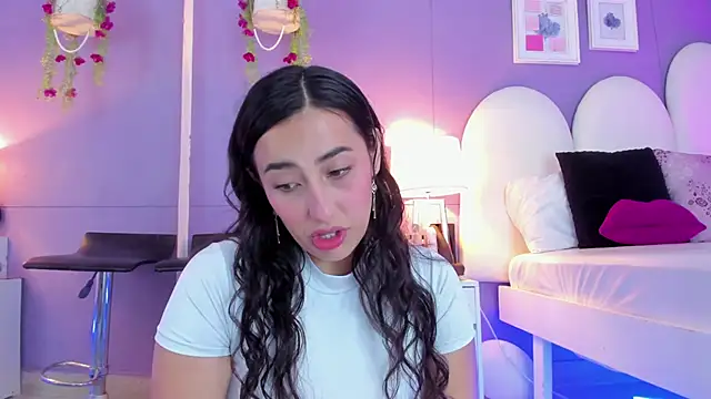 Snapshot of my_aleja_ chatting on October 2025 01:07:02 PM my aleja online show from October 2025 01:07:02 PM