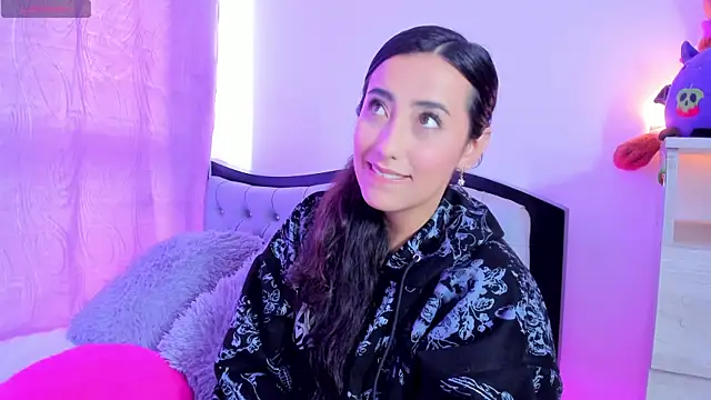 my aleja  online show from April 2026 01:41:02 PM