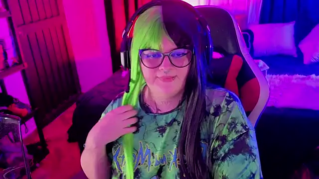 Mariana velezz online show from April 2026 06:25:01 AM