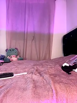 Snapshot of Im_tinaa_sr chatting on October 2025 01:17:01 AM Im tinaa sr online show from October 2025 01:17:01 AM