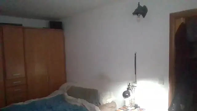 Snapshot of Zk1980 chatting on October 2025 10:33:01 PM Zk1980 online show from October 2025 10:33:01 PM