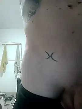 Snapshot of Zk1980 chatting on December 2025 10:41:02 PM Zk1980 online show from December 2025 10:41:02 PM