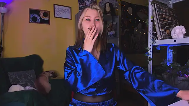 Nicole matt online show from November 2025 03:40:02 AM