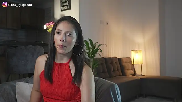 alana gasparini online show from November 2025 02:25:02 AM