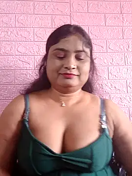 Snapshot of hornyriyanka chatting on October 2025 02:31:01 AM hornyriyanka online show from October 2025 02:31:01 AM