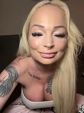 shortybig official online show from December 2025 05:14:02 AM