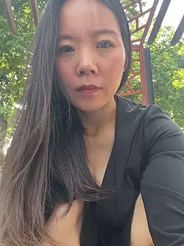 xinmeng-000 online show from April 2026 05:44:02 AM