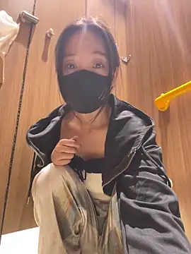 xinmeng-000 online show from May 2026 07:24:02 AM