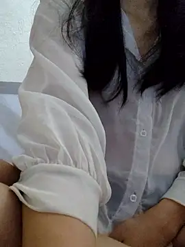 Maria2299 online show from April 2026 09:19:01 PM